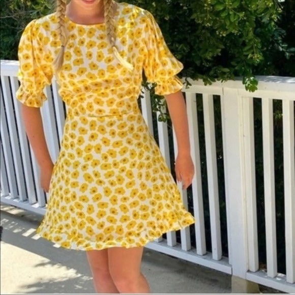 Faithfull The Brand Florence Mini Dress in Constance Floral Print Marigold - Picture 1 of 4